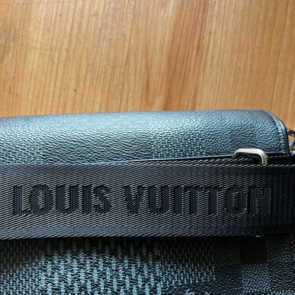 LOUIS VUITTON STUDIO MESSENGER BAG IN DAMIER GRAPHITE 3D CANVAS - Picture 5 of 7